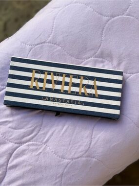 Anastasia Beverly Hills Riviera Palette - Navy & White with Gold Lettering